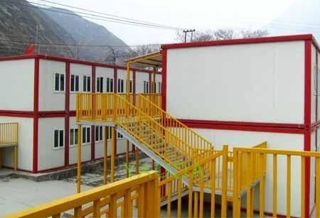 Κίνα Προσαρμοσμένη χρώματος κάθετη σύνδεση κατοικίας εμπορευματοκιβωτίων μορφωματική με Wallboard σάντουιτς προμηθευτής