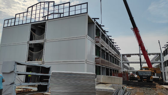 Τρεις στρώσεις για το εργοτάξιο Κοιτώριο 20ft Prefab Container House χαμηλή τιμή Μεγάλο Prefab House